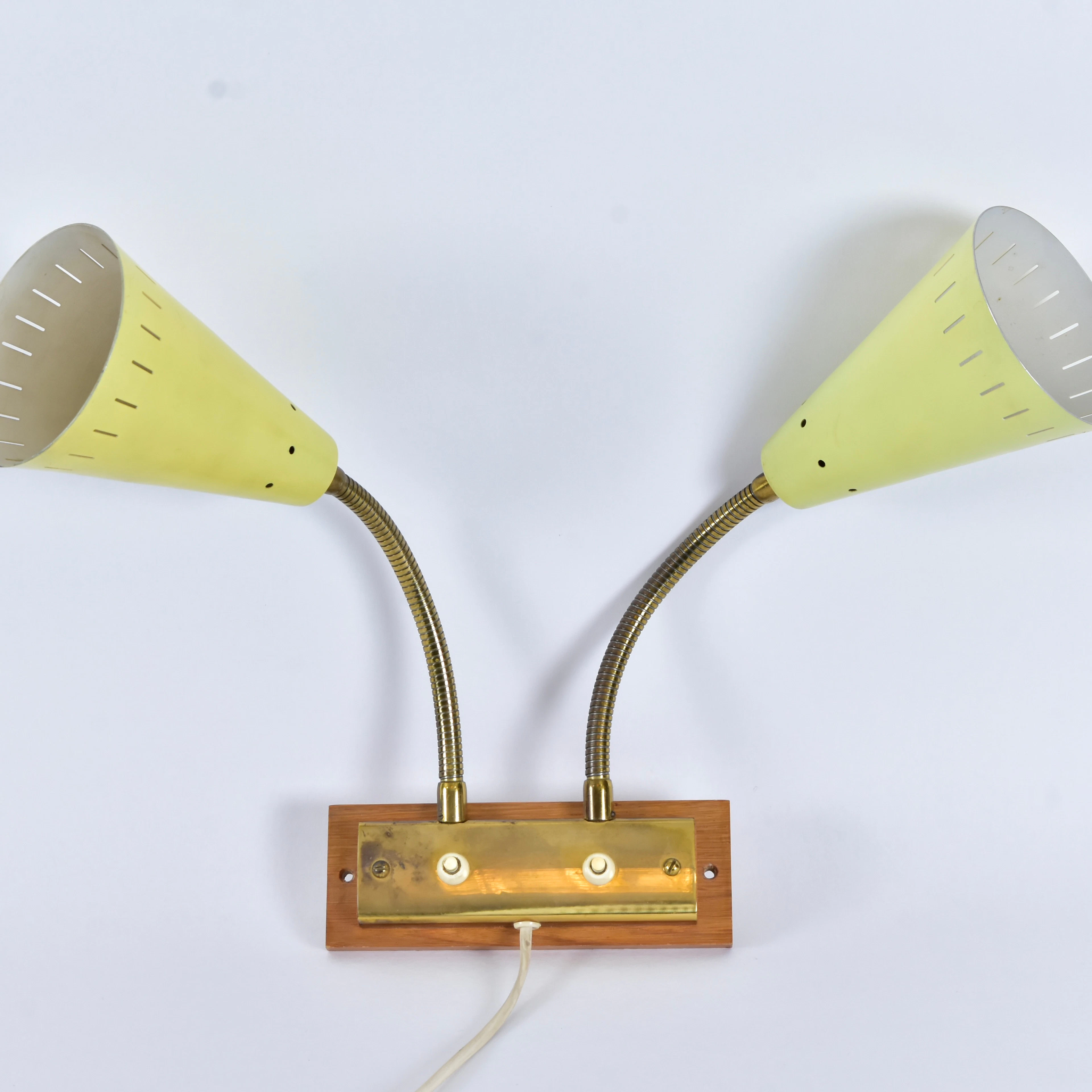 VÄGGLAMPA, metall, 1950/60-tal.