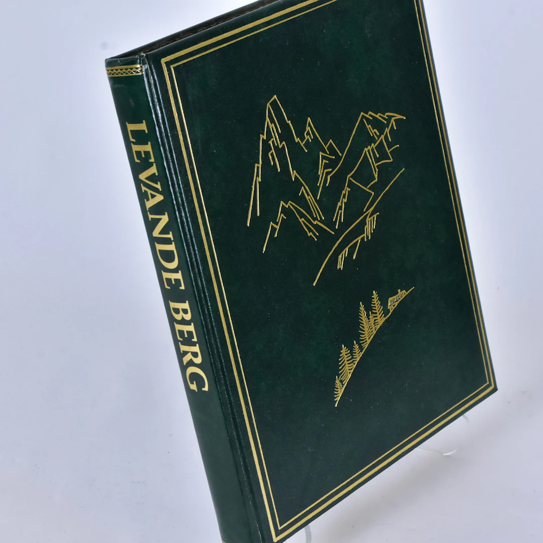 BOK, Levande berg, utgiven av Världsnaturfonden 1986, Bibliofilutgåva