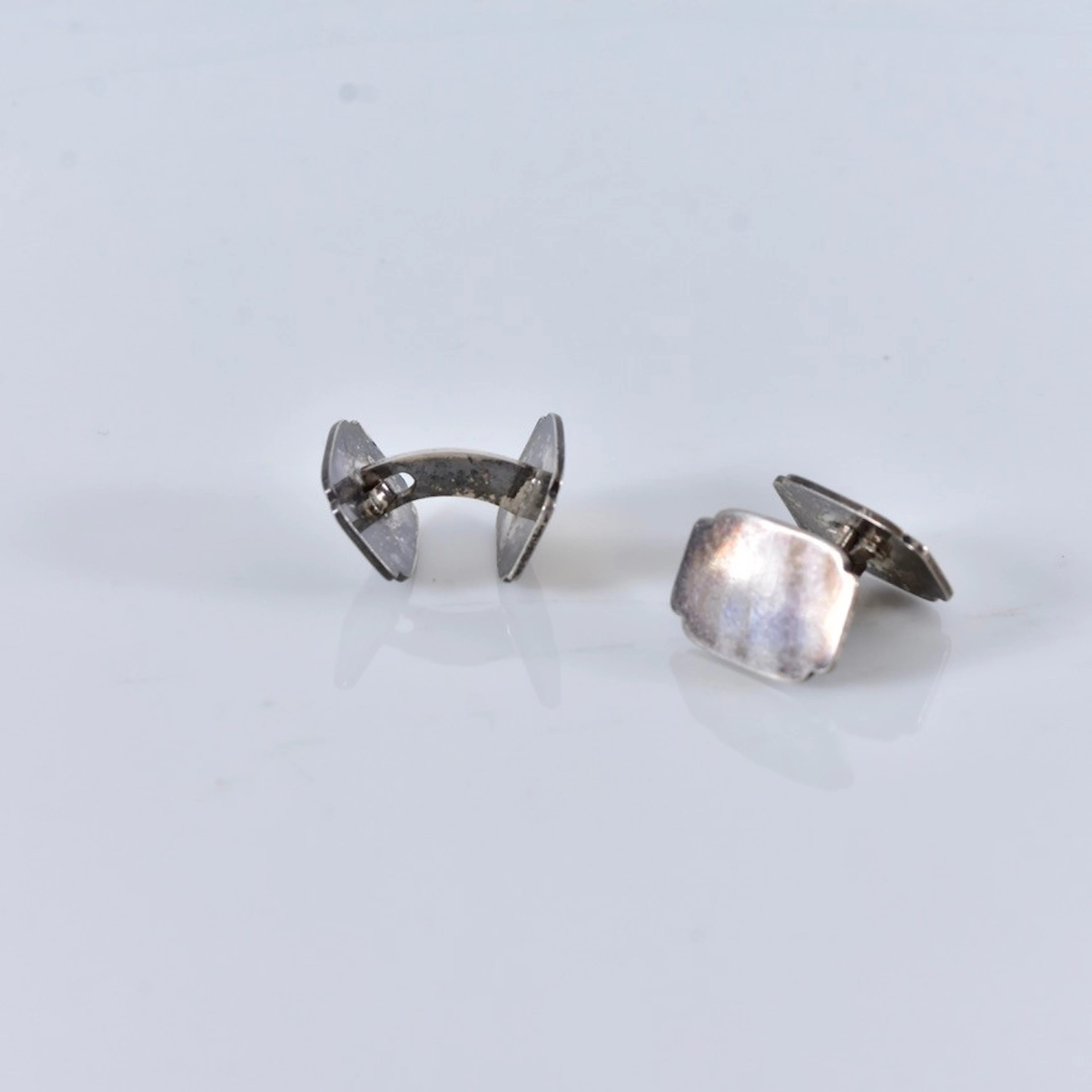 MANSCHETTKNAPPAR, silver, G Dahlgren Malmö 1944.