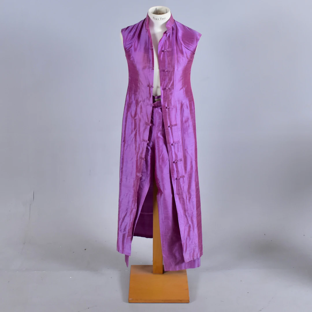 KAFTAN, Thaisiden, Mistero.