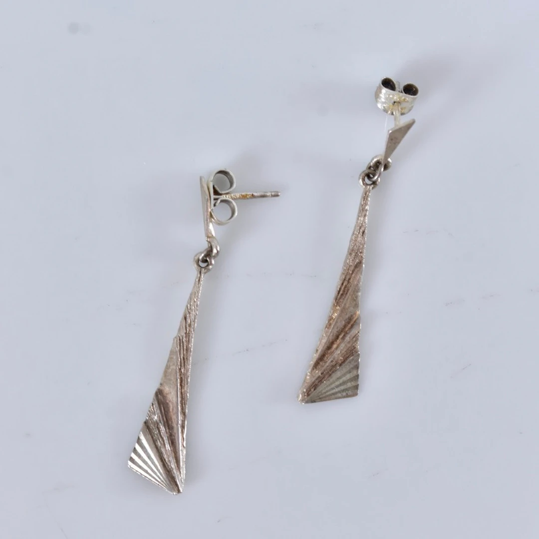 ÖRHÄNGEN, ett par, sterlingsilver, Svenskt Guldsmide AB Stockholm.