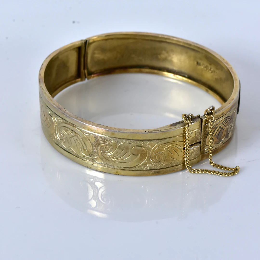 ARMRING, förgyllt silver, Bengt Anderssons guldsmedsverkstad Örebro 1951.