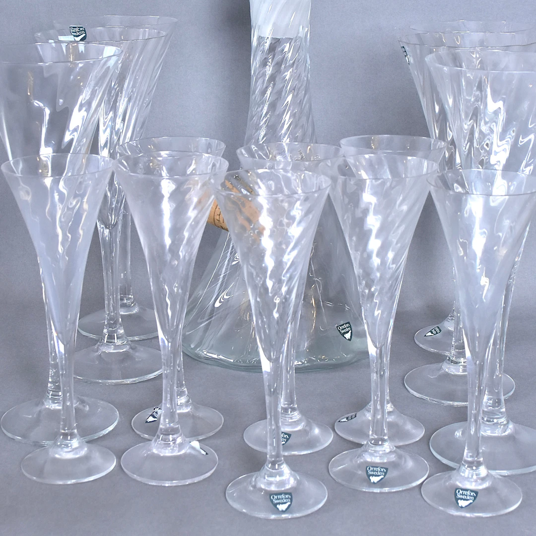 GUNNAR CYRÉN. glasservis, 16 delar, Helena.