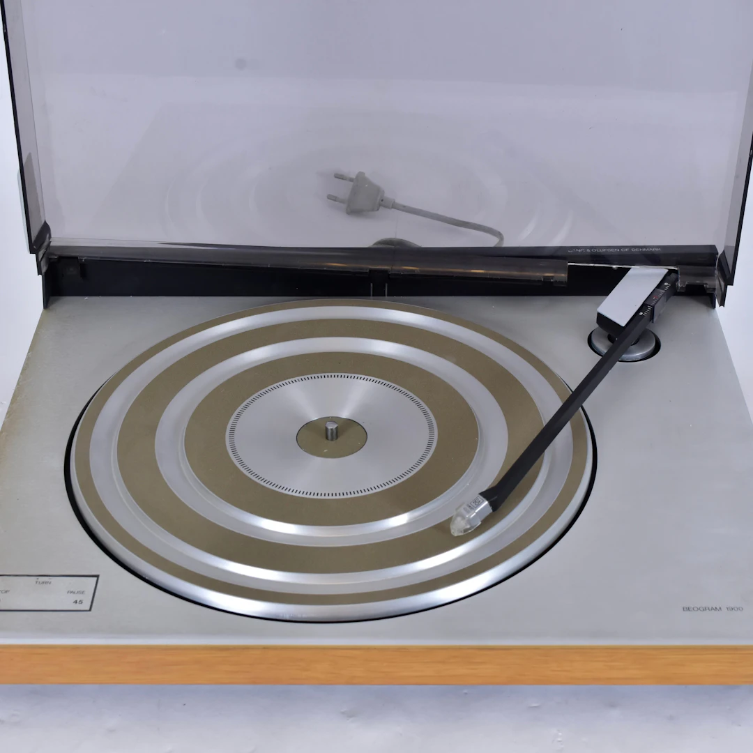 SKIVSPELARE, Bang&Olufsen, Beogram 1900.
