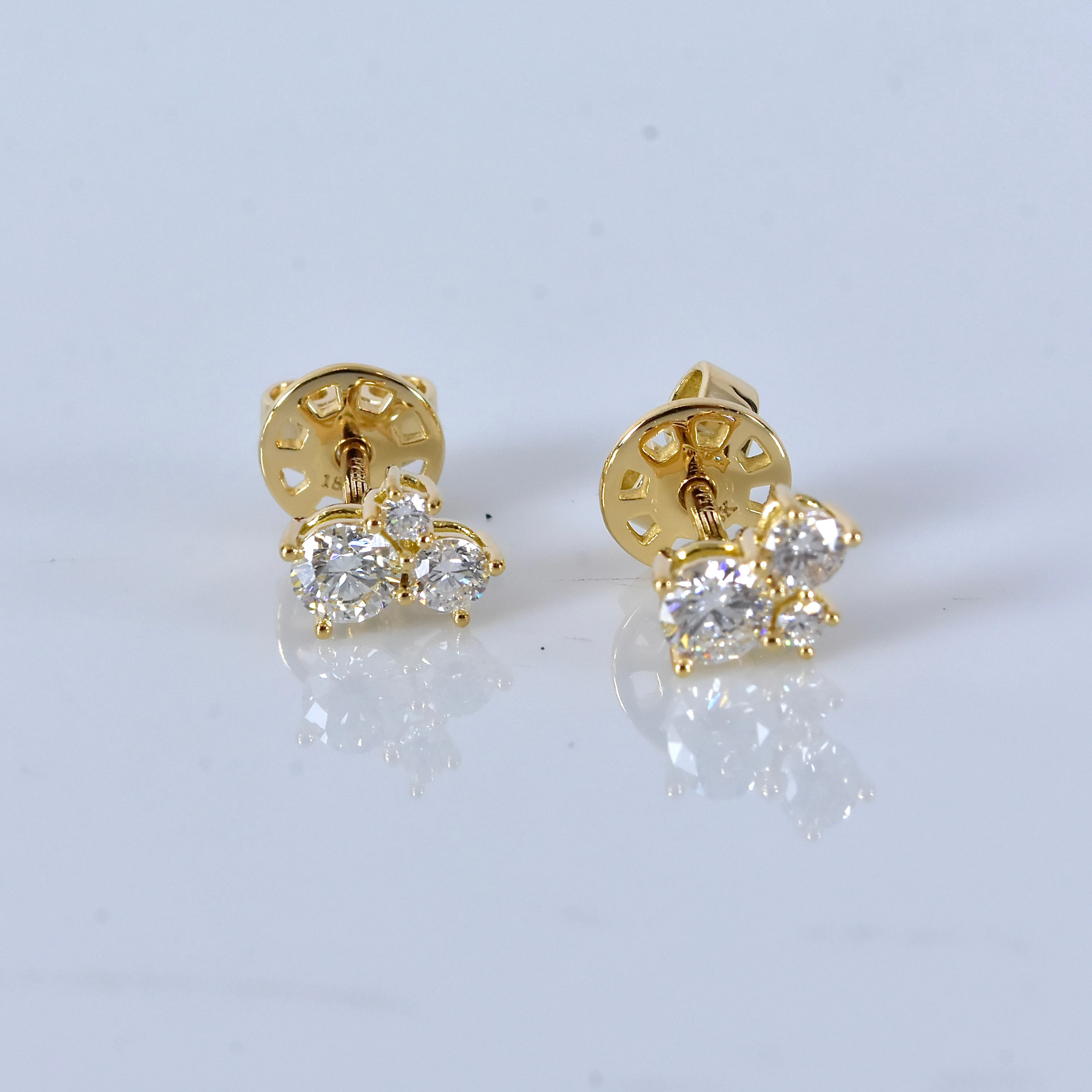 DIAMANTÖRHÄNGEN, 0,54ct, 18K.