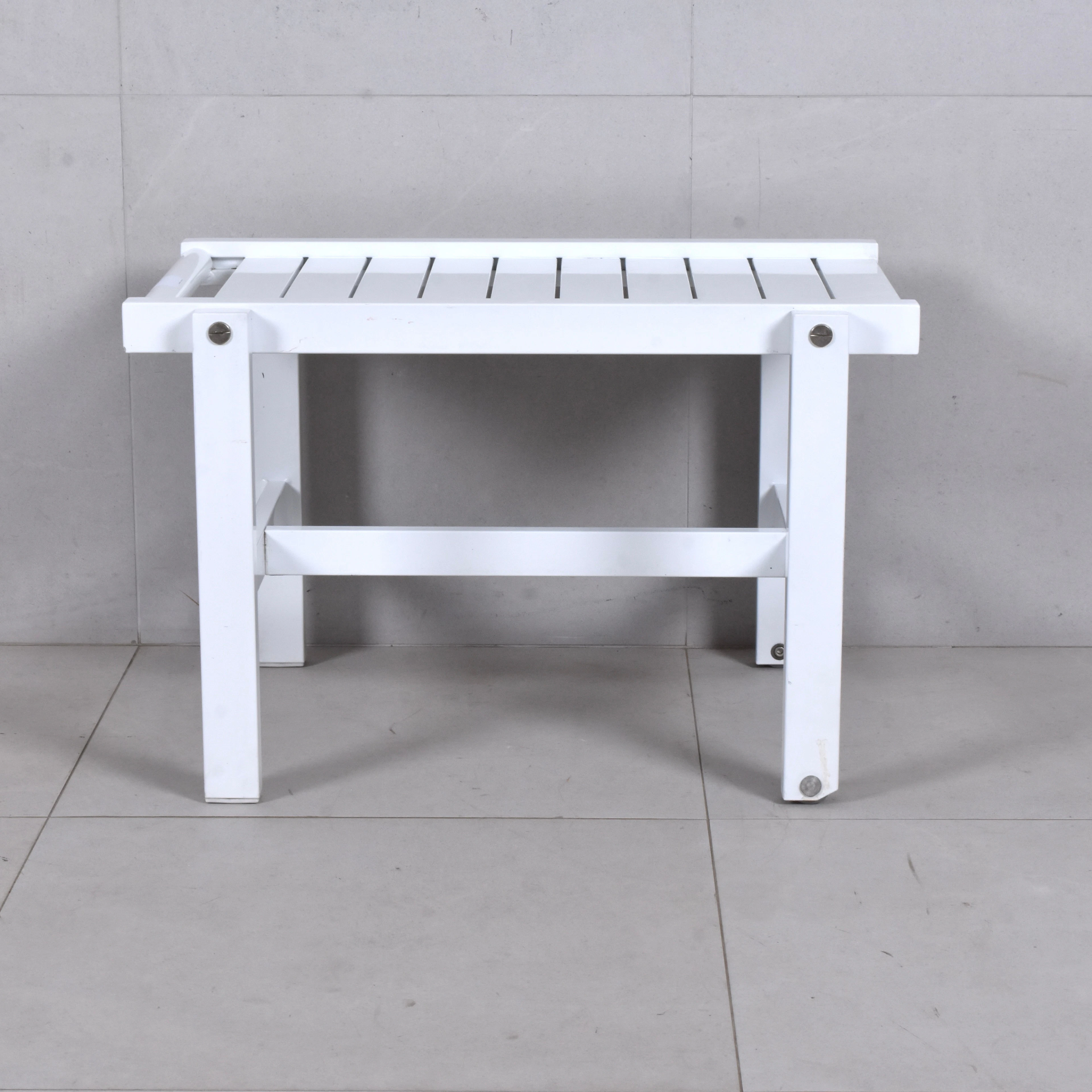 ELSA STACKELBERG. serveringsvagn, vitlackerad aluminium, Fri Form.