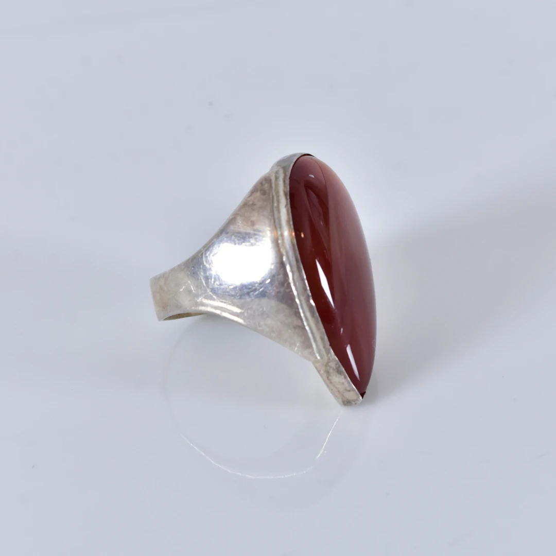 RING MED KARNEOL, silver.