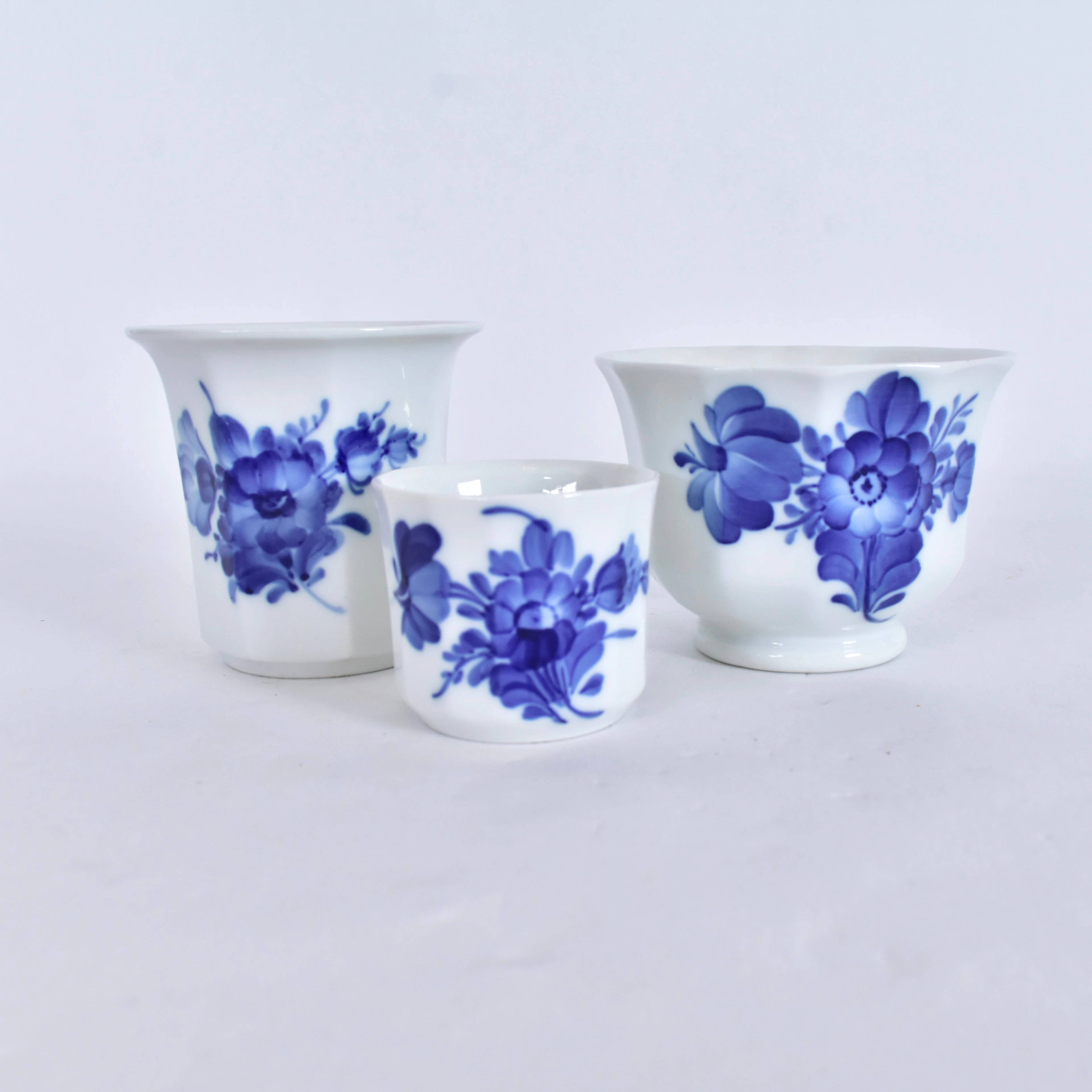 PARTI PORSLIN, 3-delar, , "Blå blomster", Royal Copenhagen.