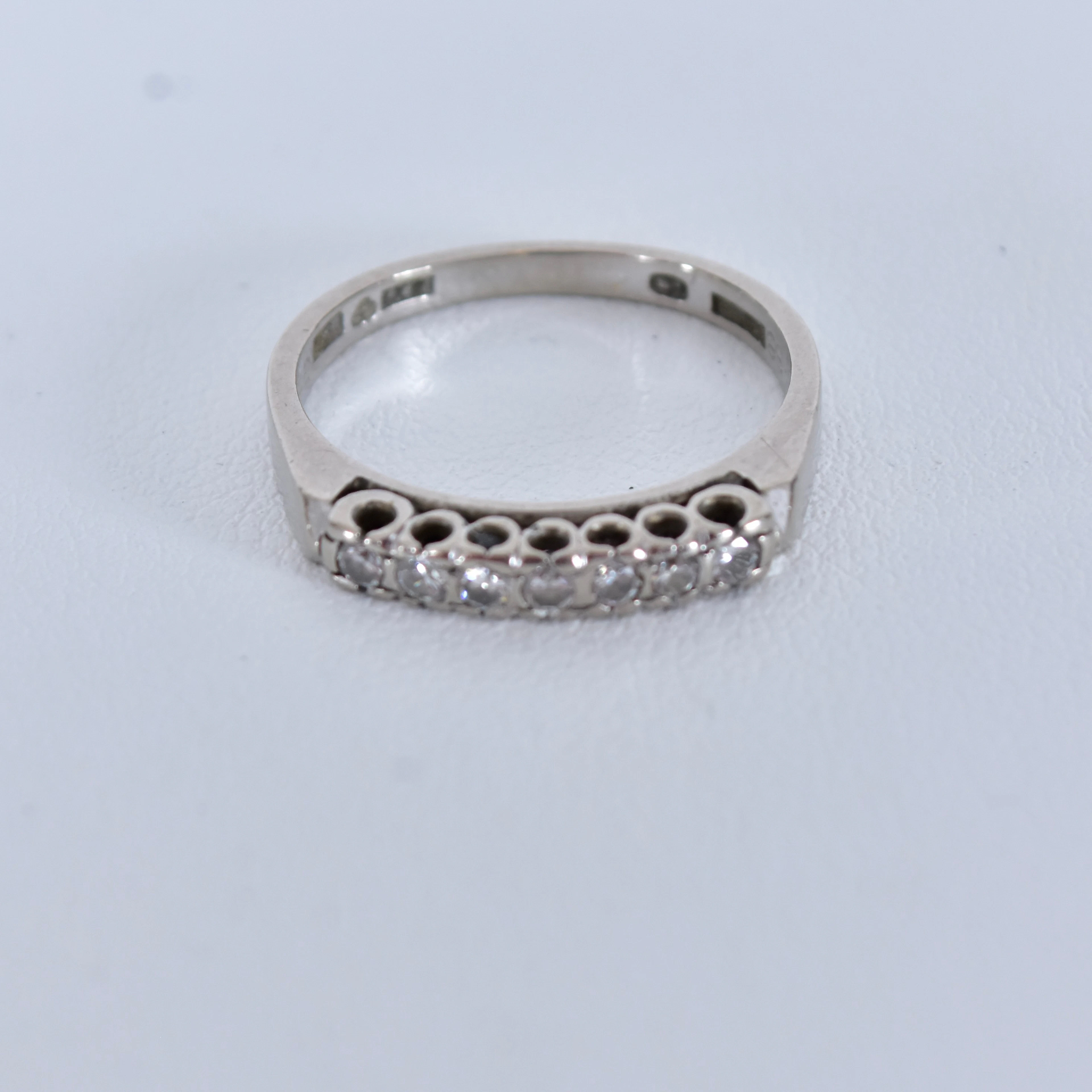 DIAMANTRING, 0,21ct, vitguld 18K.