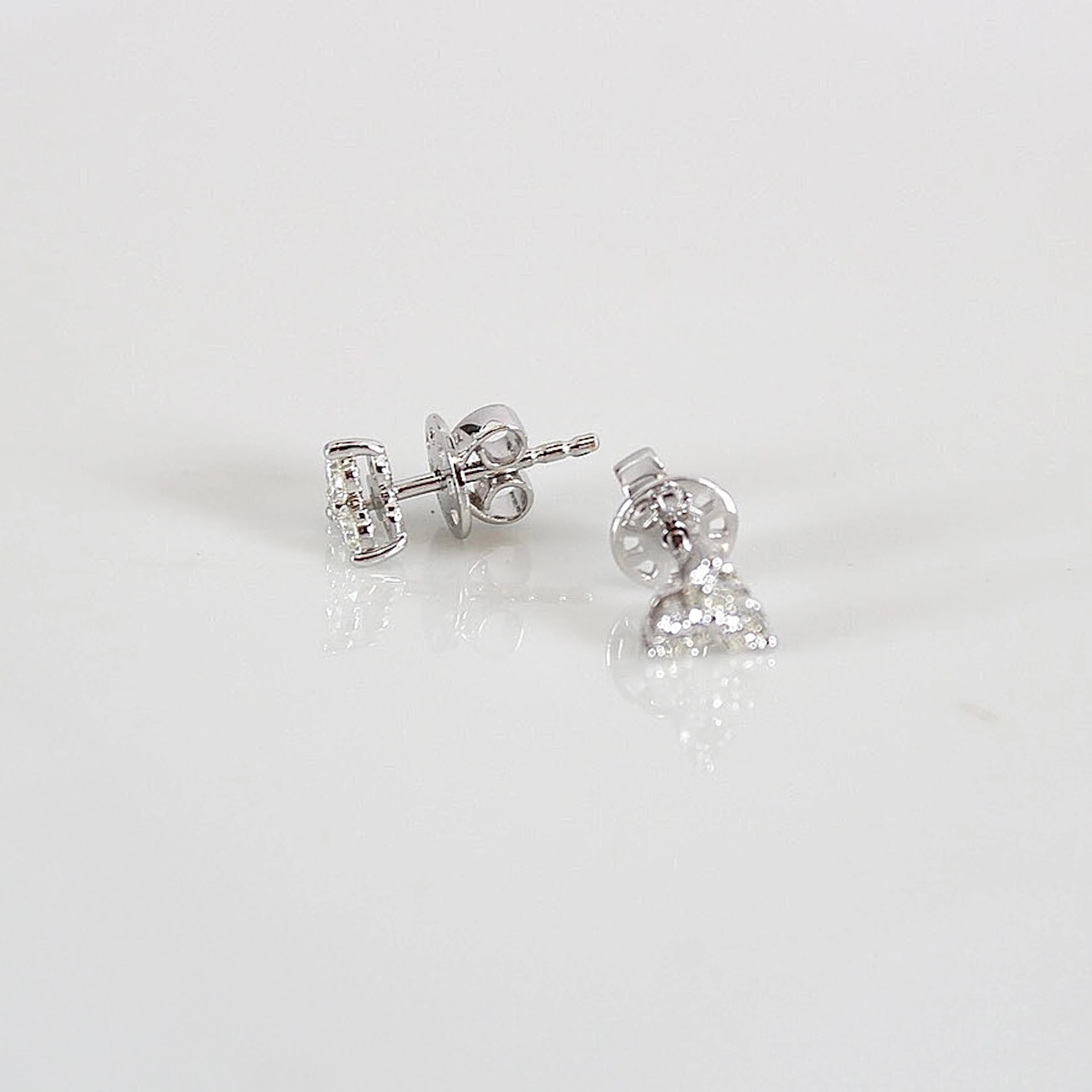 DIAMANTÖRHÄNGEN, ett par, 0,47ct, vitguld 18K.