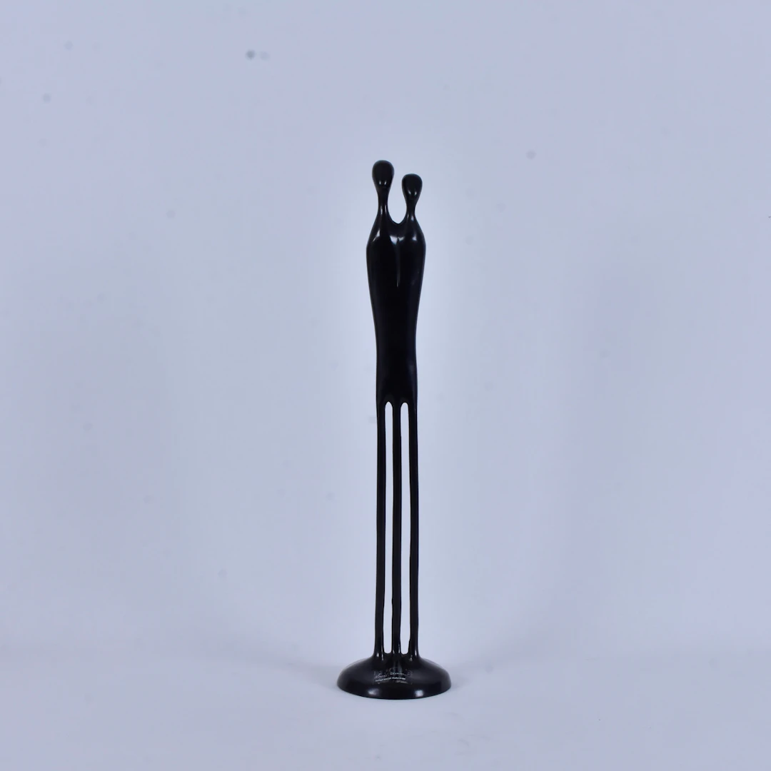 LOUISE HEDSTRÖM. Skulptur, metall.