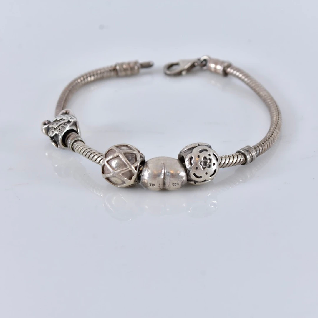 ARMBAND, sterlingsilver med berlocker, Pandora.