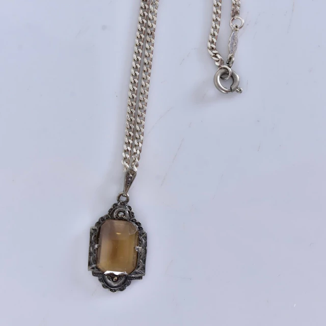HÄNGE, med röktopas och markasiter, silver.