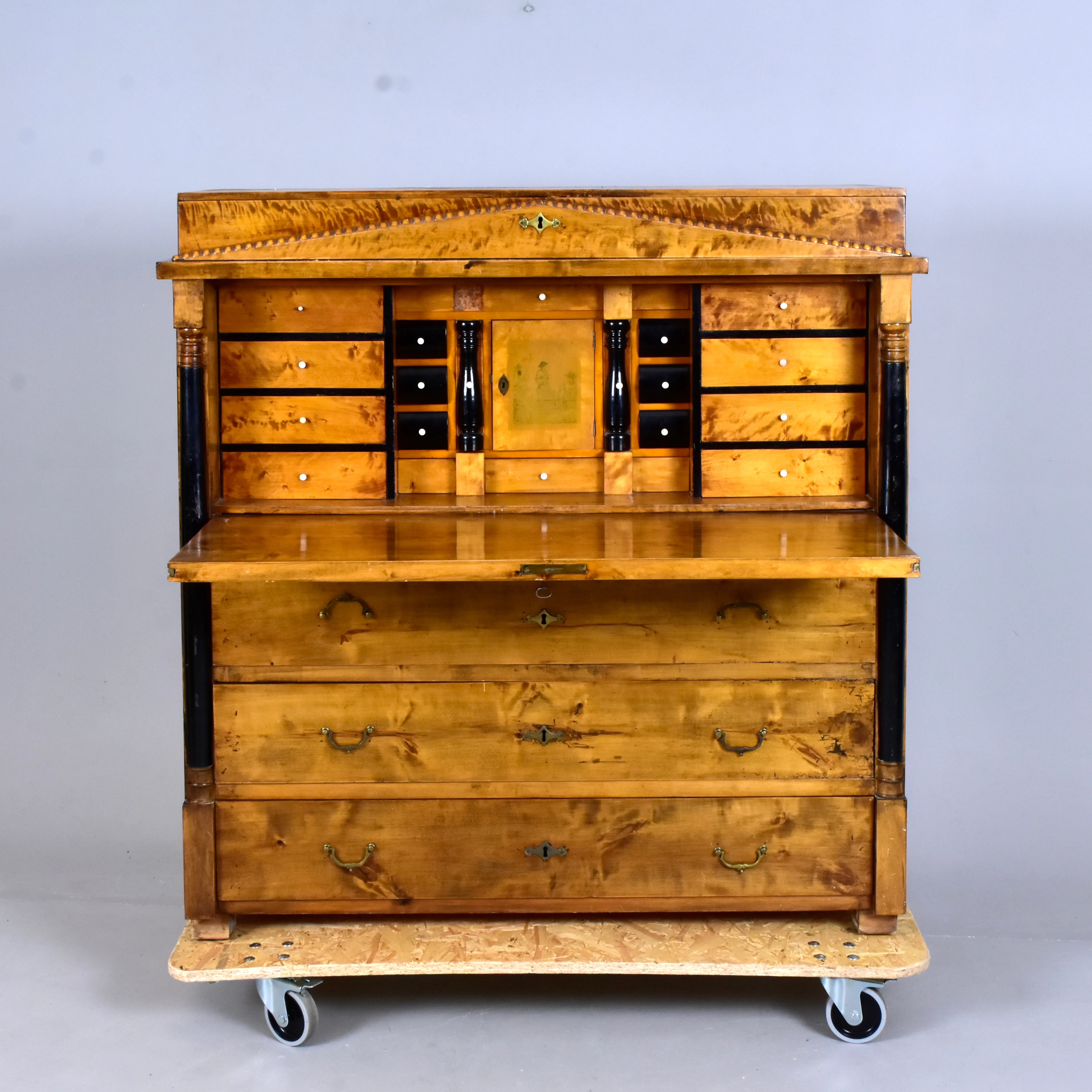 CHIFFONJÉ, Biedermeier, 1800-talets andra hälft.