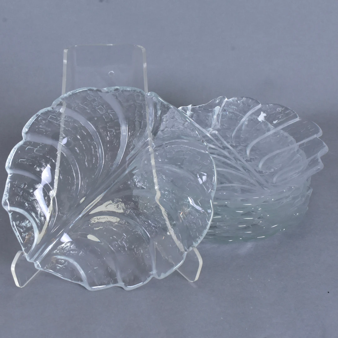 LARS HELLSTEN. Assietter, 8-stycken, glas, "Eden", Orrefors.