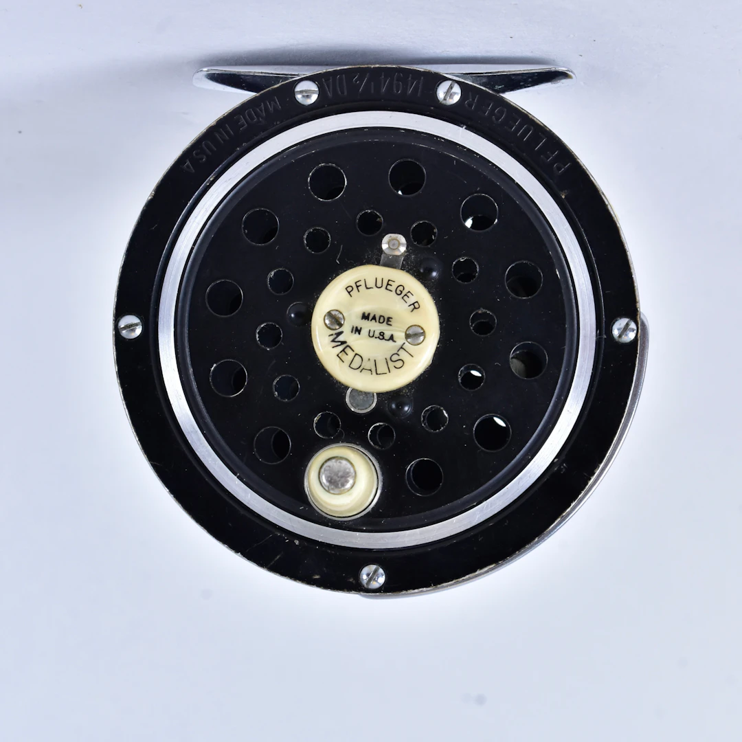 FLUGFISKERULLE, Pfleuger, Medalist 1494 1/2DA. Made in Usa.
