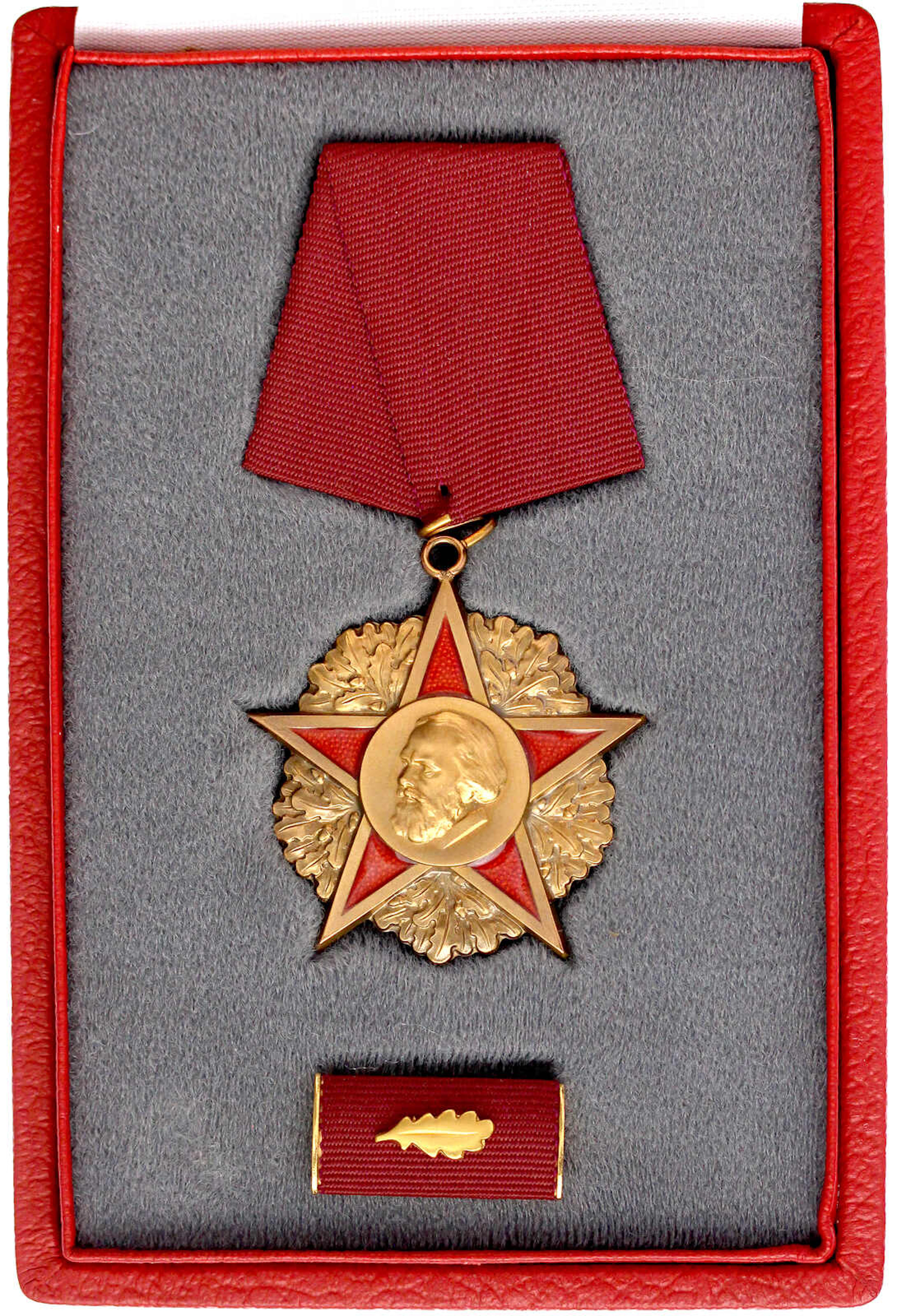 Orden und Ehrenzeichen aus Gold, Deutschland, DDR