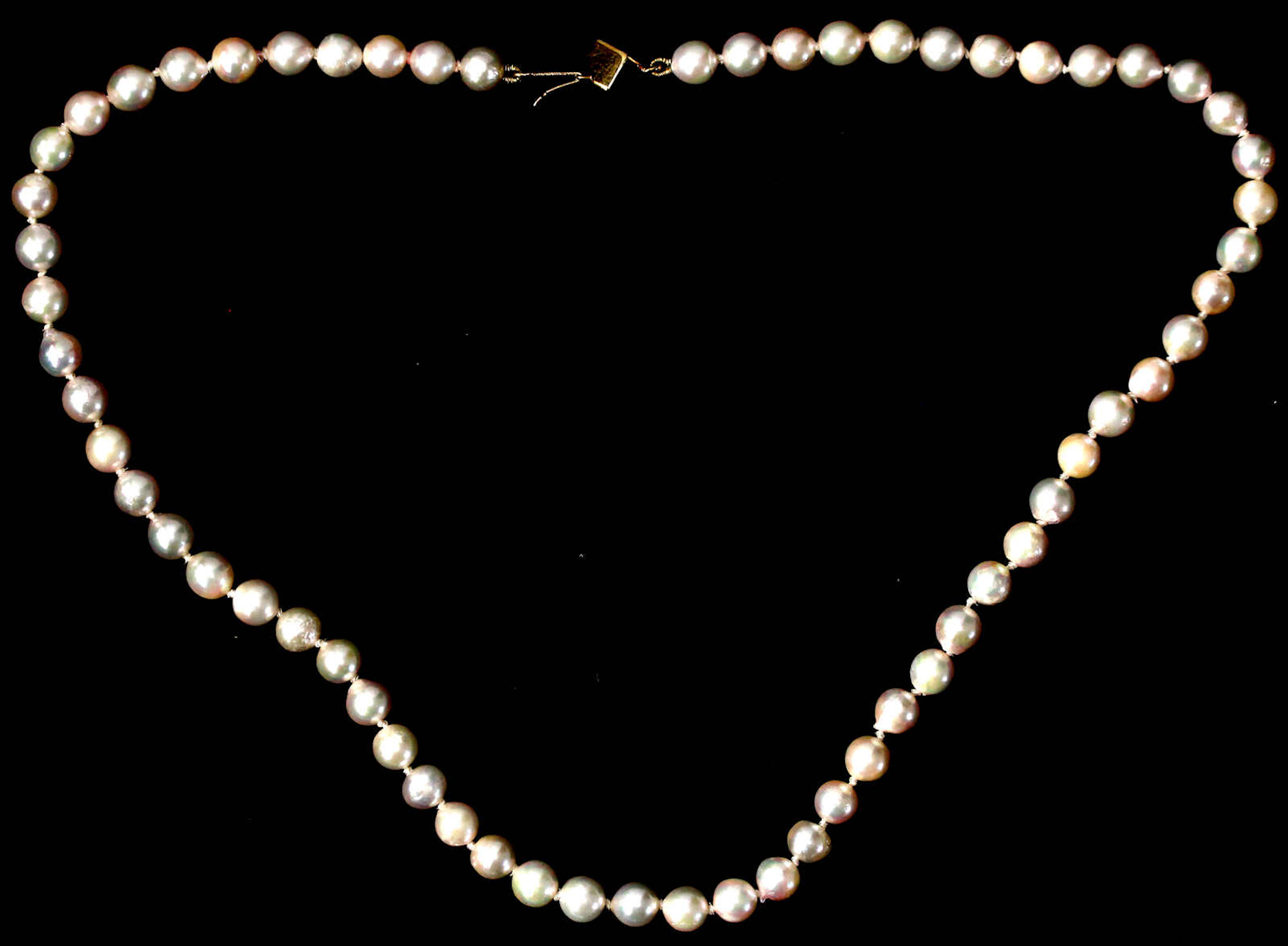 Schmuck und Accessoires aus Gold, Colliers und Halsketten