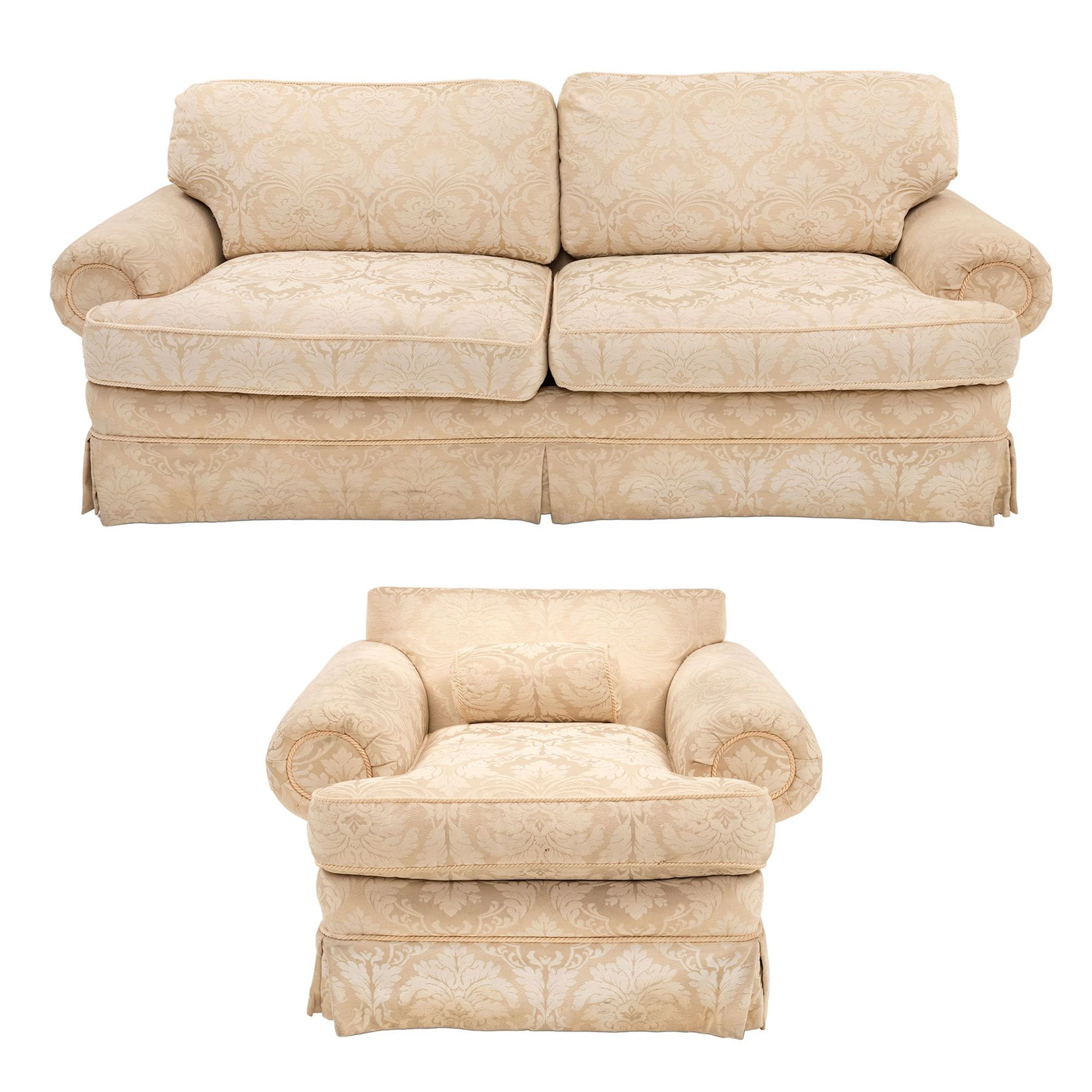SOFA Y SILLÓN, MÉXICO, SXX. Estructura de madera. Acojinados, tapicería