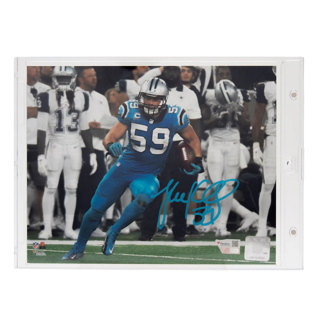 LUKE KUECHLY Luke Kuechly Carolina Panthers 2025 Fotografía a color
