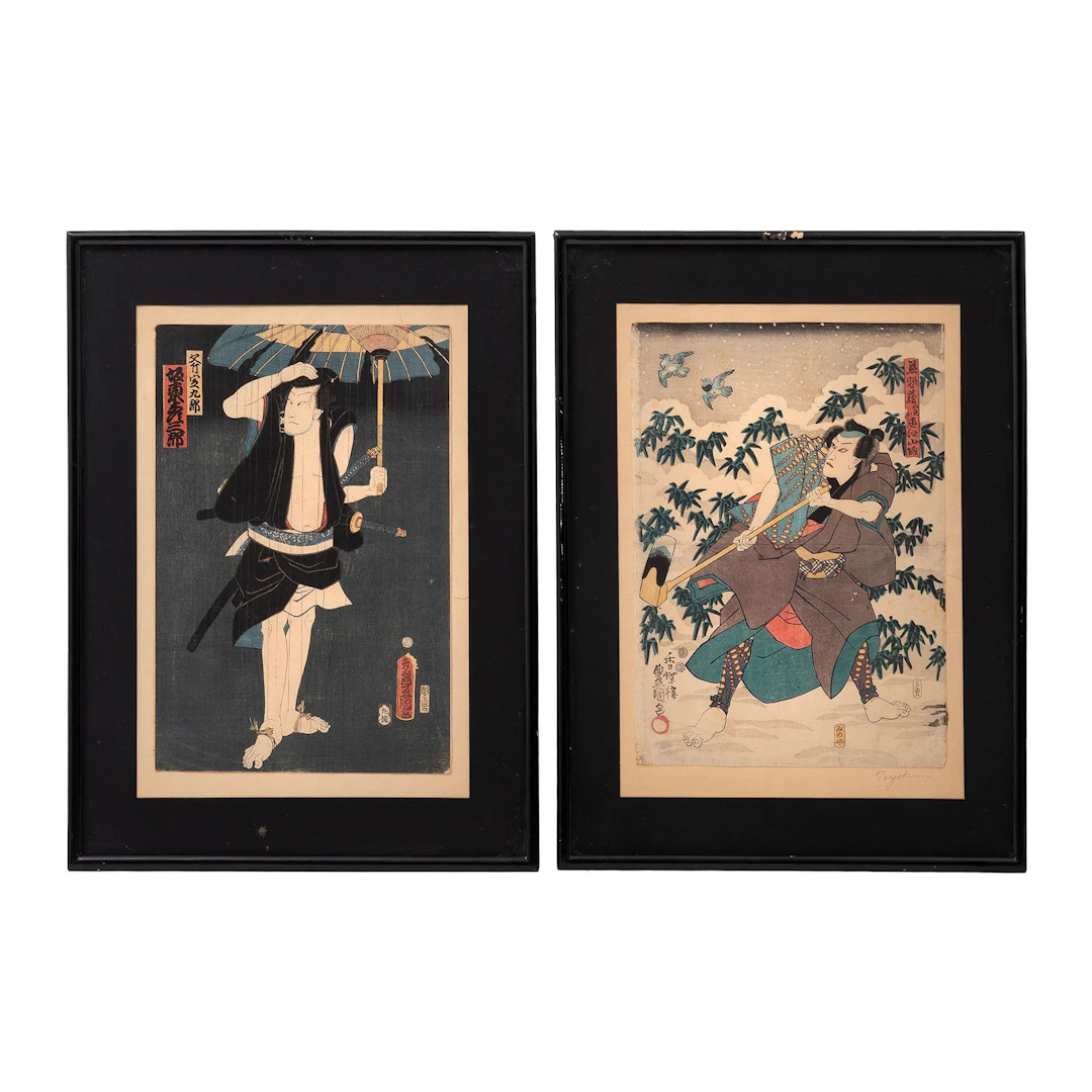 PAR DE UKIYO-E Xilografías coloreadas. Firmados en cartucho, sello