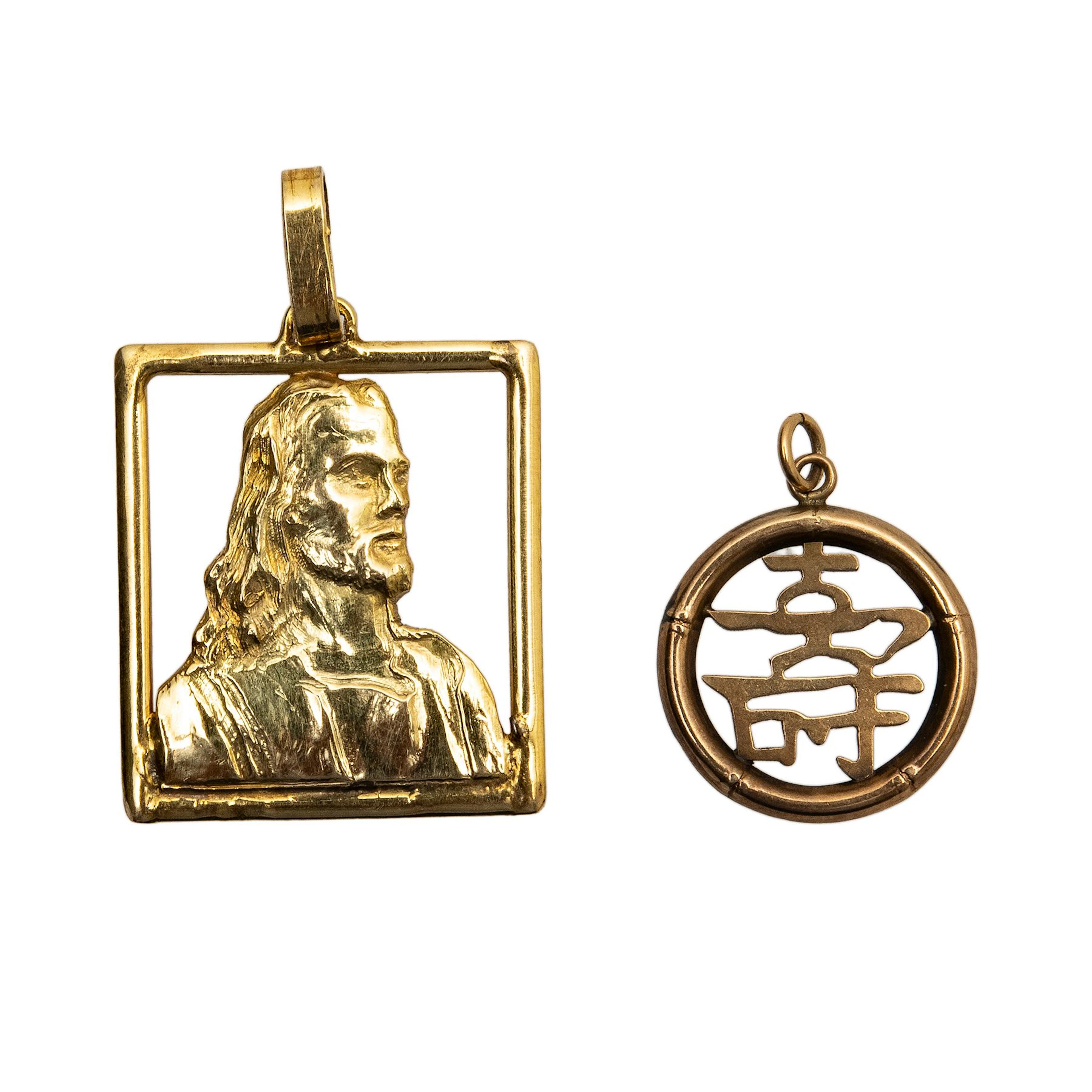 DOS PENDIENTES EN ORO AMARILLO DE 14K Y 10K