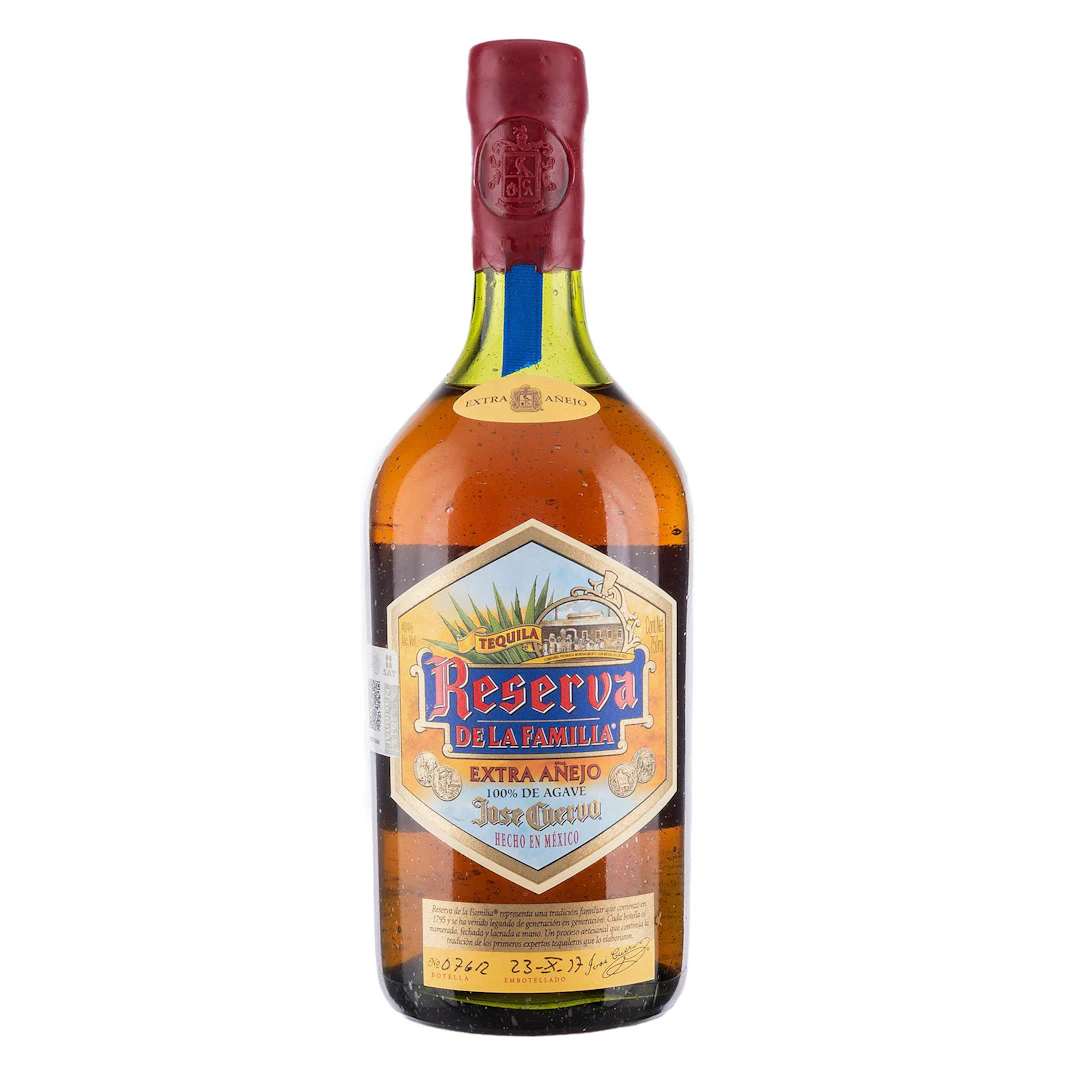José Cuervo Reserva de la Familia Extra Añejo, Tequila, México. Edición