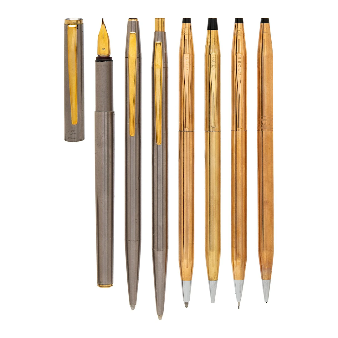 SIETE ARTICULOS DE ESCRITURA EN ACERO MONTBLANC Y CROSS