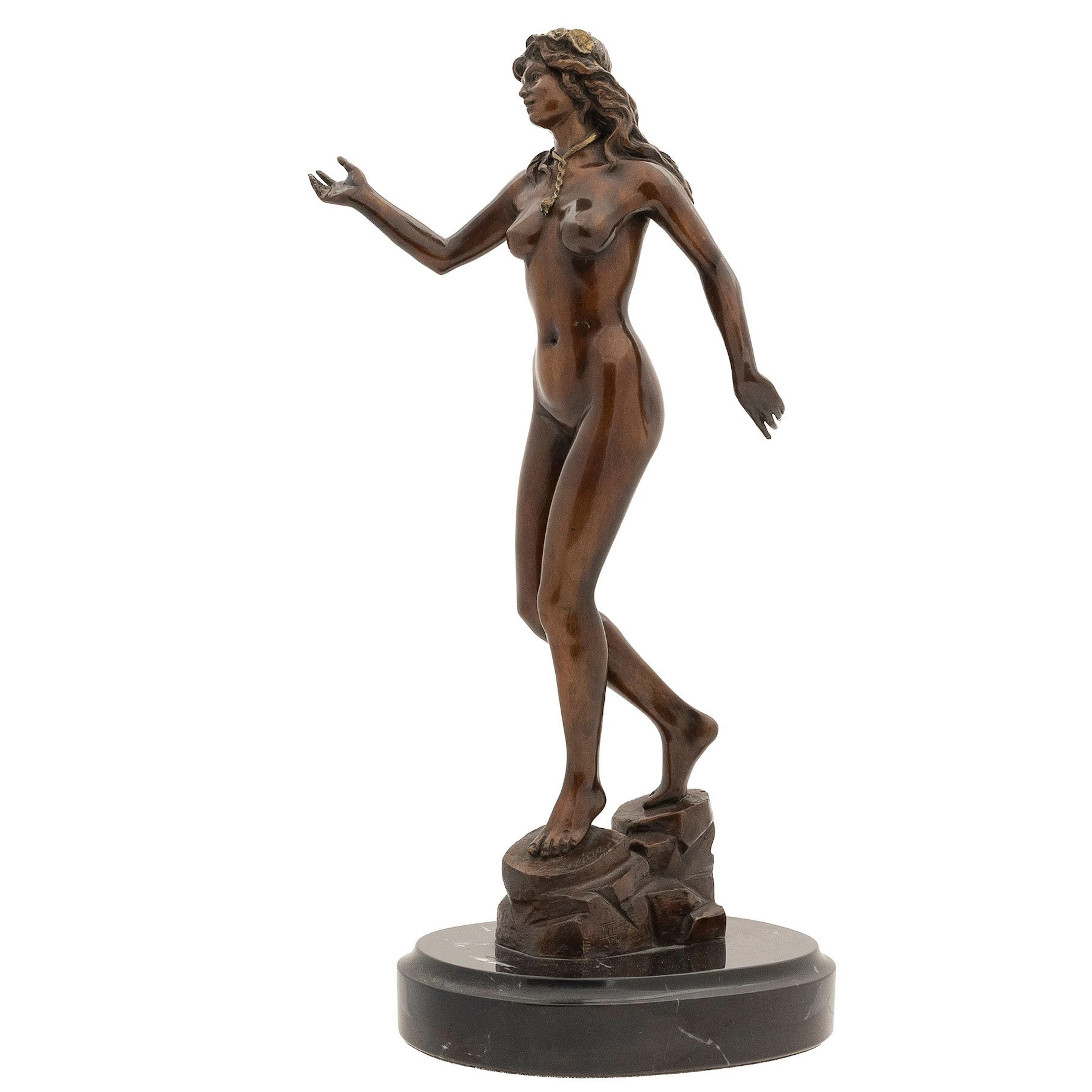 CARLOS ESPINO (MÉXICO, 1953 - 2019). NINFA. Bronce, con base de mármol