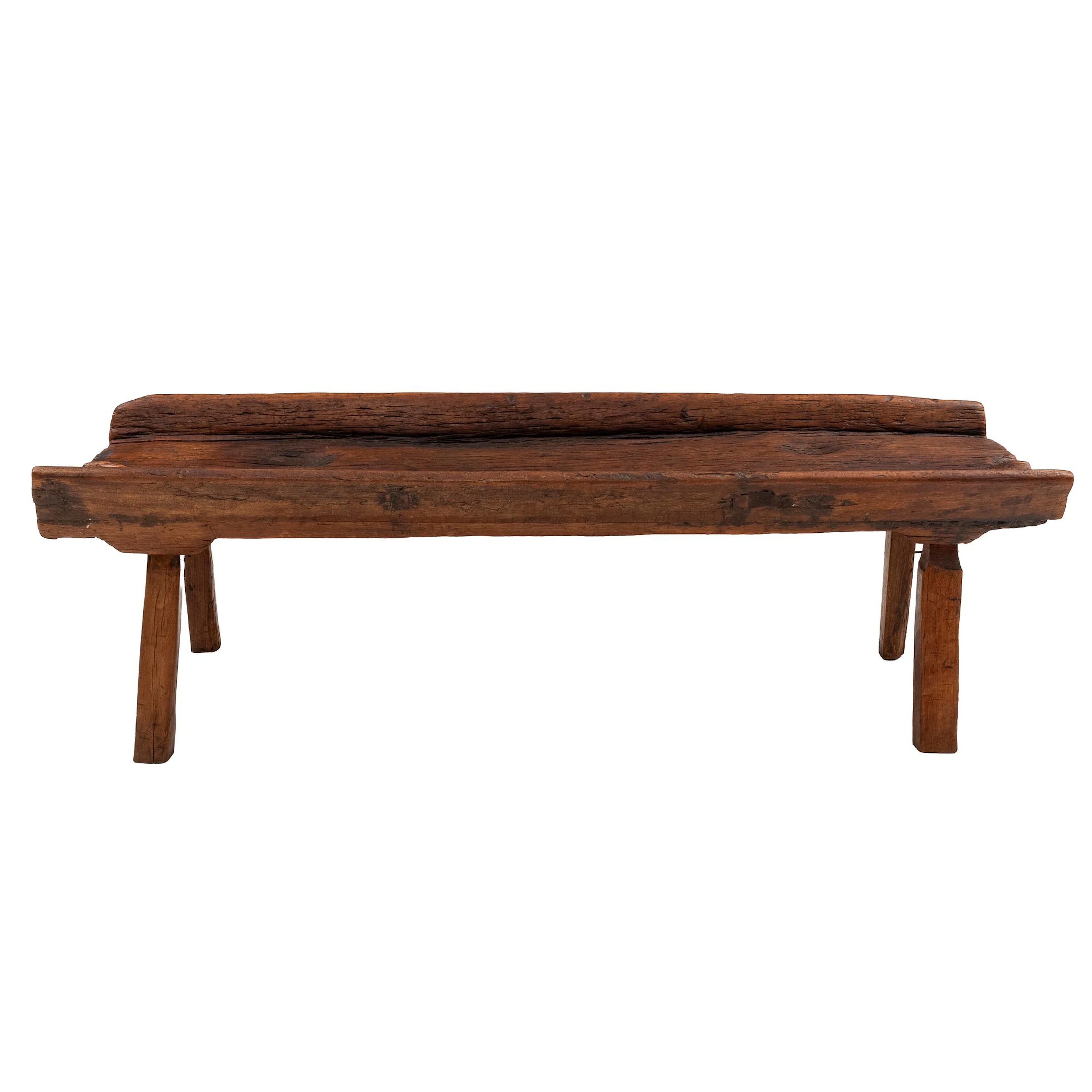 MESA DE CENTRO, MÉXICO, SXX. Estilo Rústico. En madera. Cubierta rectangular