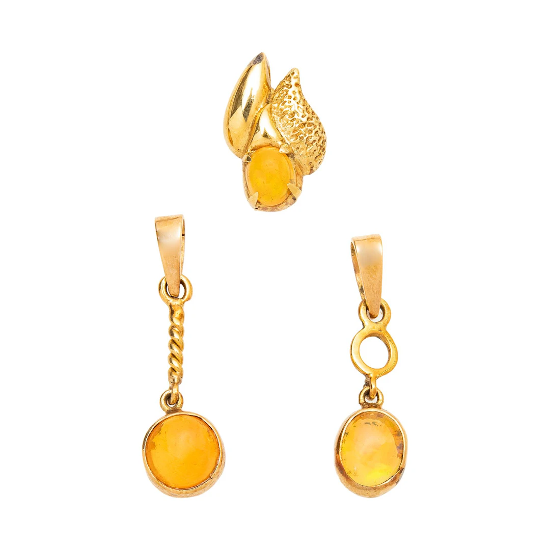 TRES PENDIENTE CON ÓPALOS EN ORO AMARILLO DE 16K
