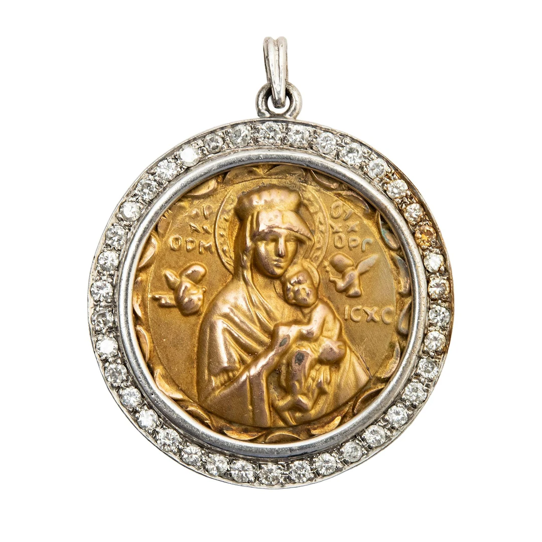 MEDALLA CON DIAMANTES EN ORO LAMINADO Y AL PALADIO