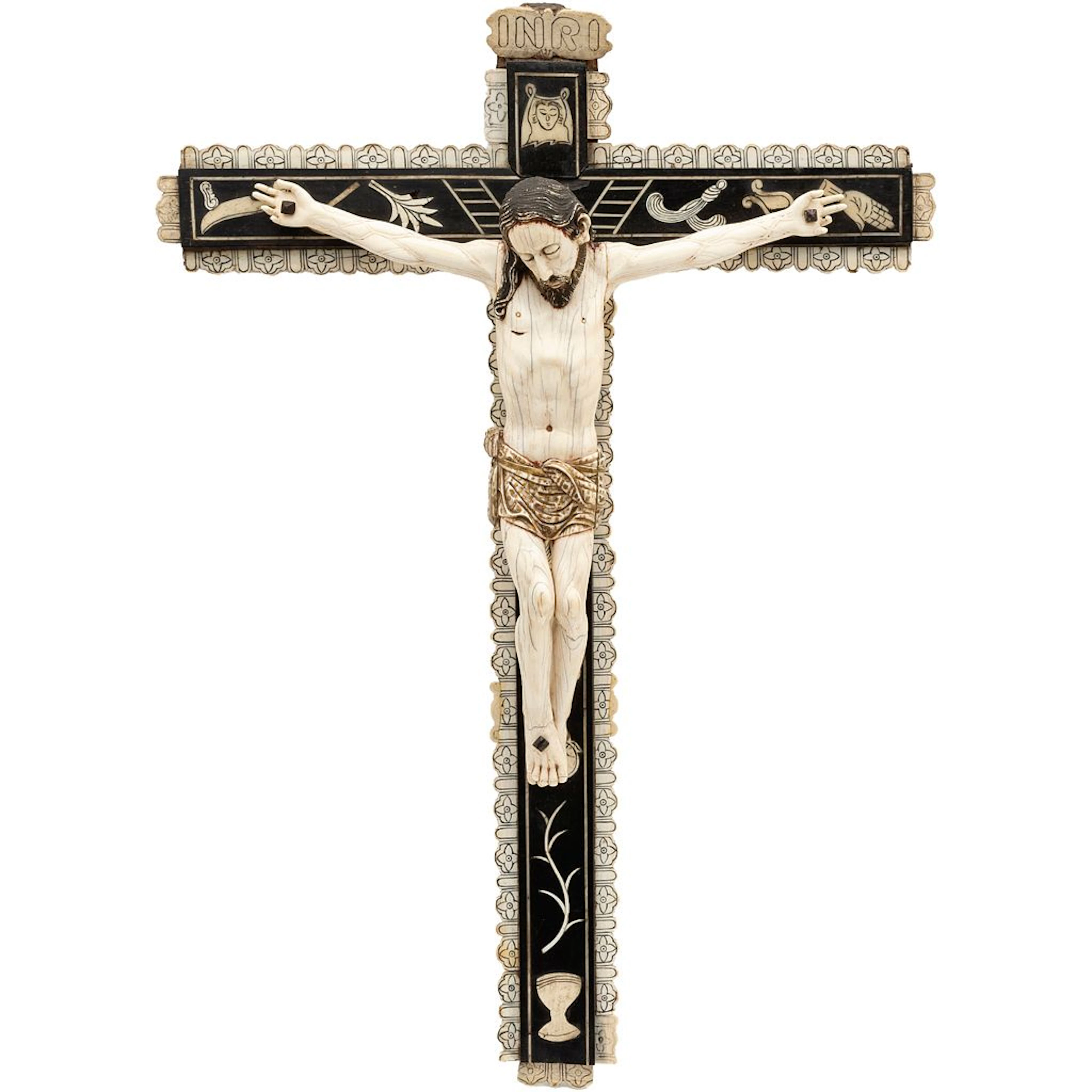CRISTO CRUCIFICADO. ORIGEN HISPANO-FILIPINO, S. XVIII . Talla en marfil