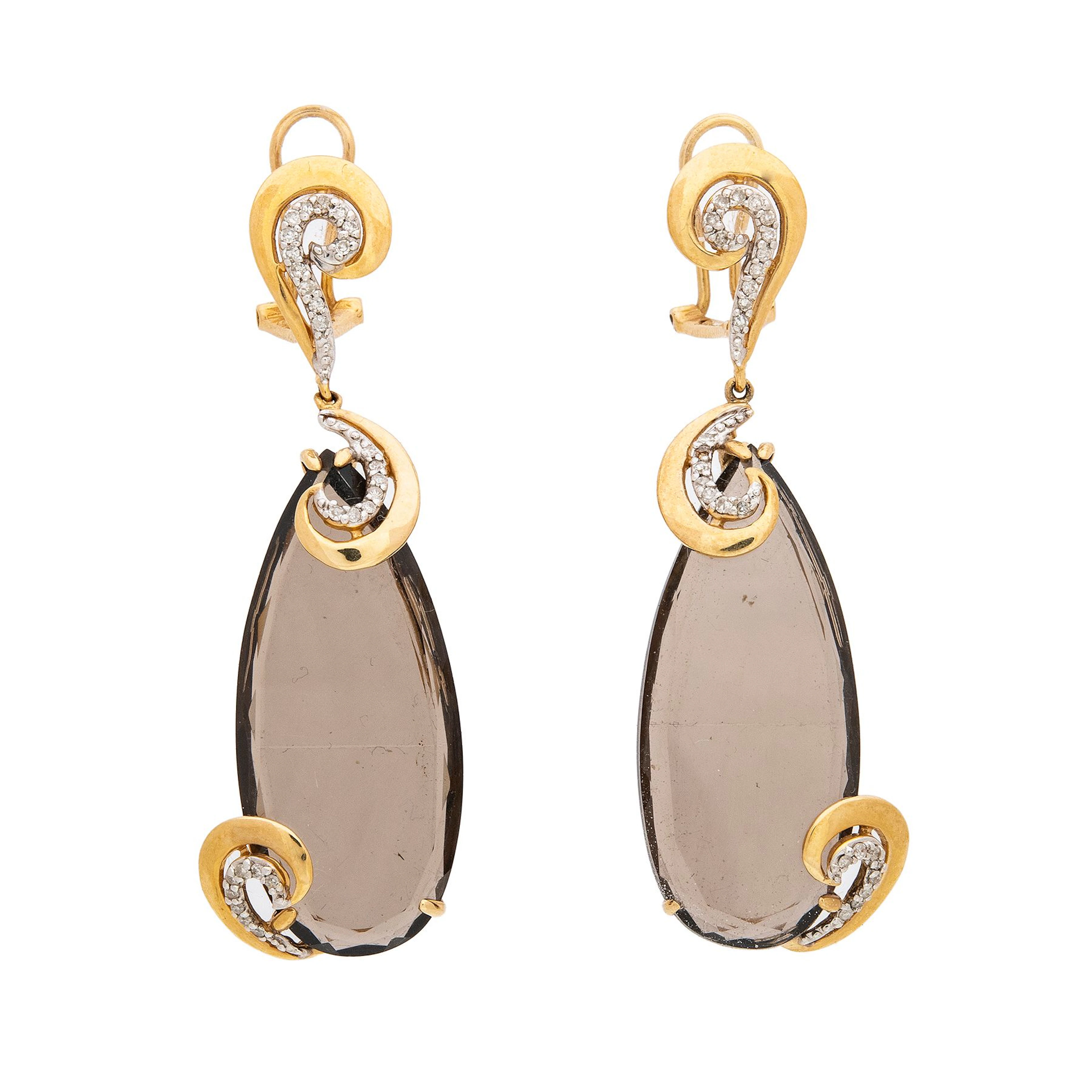 PAR ARETES CON DIAMANTES Y CUARZOS AHUMADOS EN ORO AMARILLO DE 14K