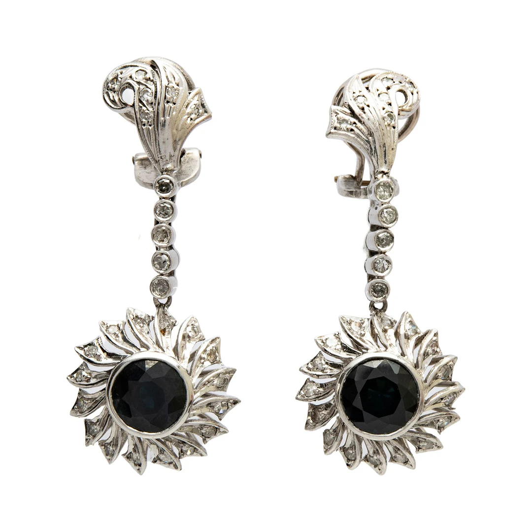 PAR DE ARETES CON ZAFIROS Y DIAMANTES EN PLATA PALADIO
