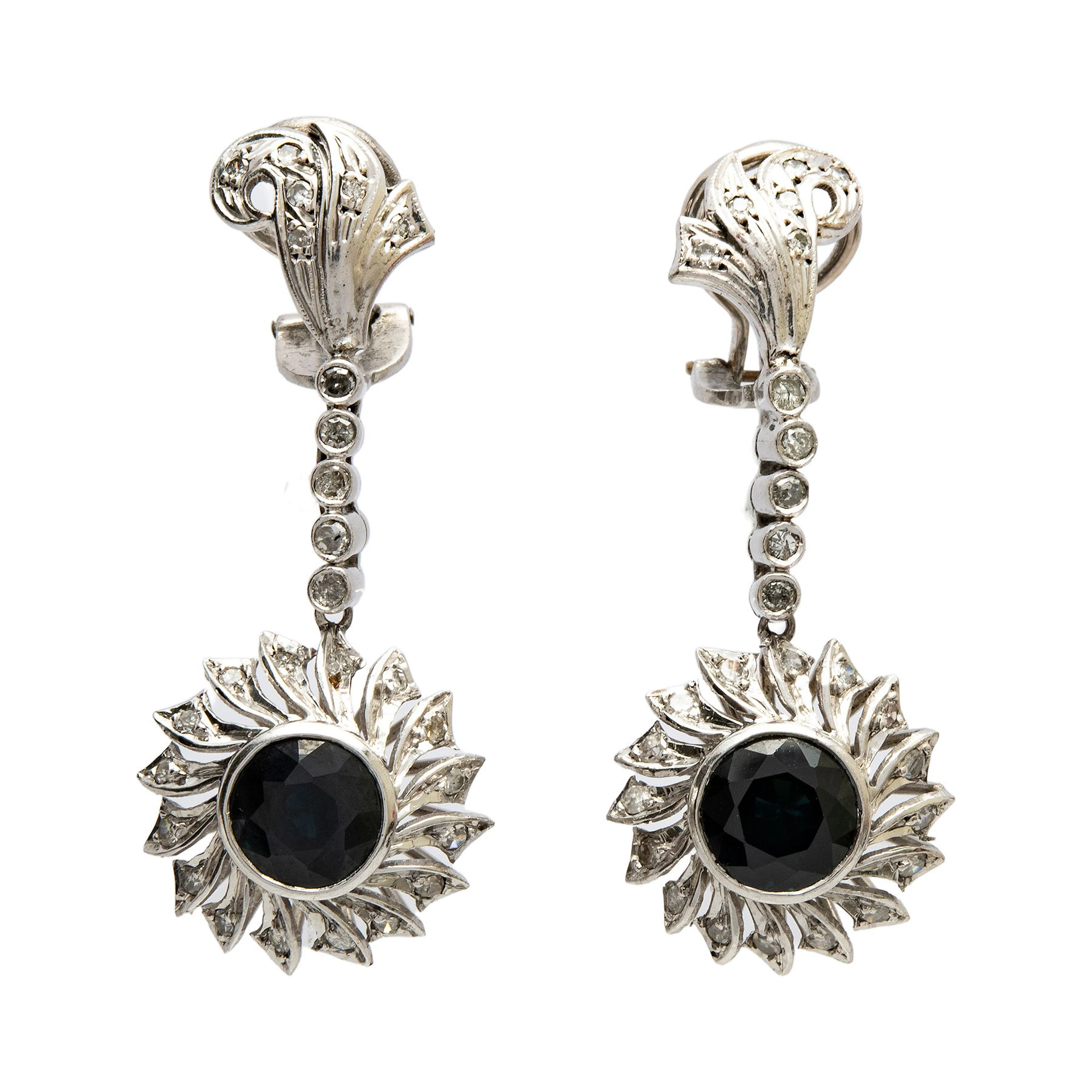 PAR DE ARETES CON ZAFIROS Y DIAMANTES EN PLATA PALADIO