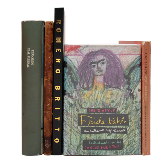 COLECCIÓN DE LIBROS FIRMADOS SIGLOS XX Y XXI Varias épocas e idiomas. 5pz
