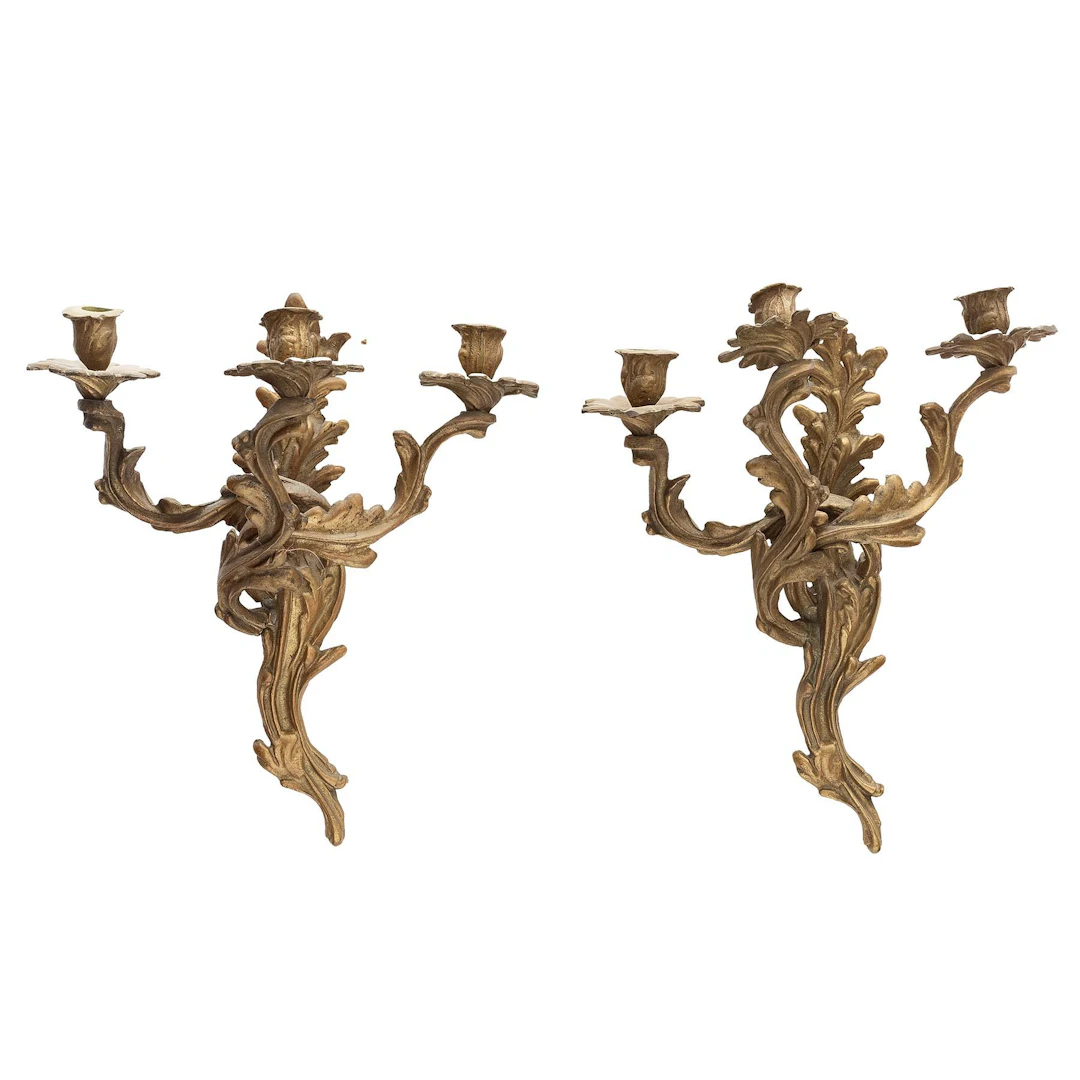 PAR DE ARBOTANTES FRANCIA, INCIOS DEL SIGLO XX Fundición en bronce