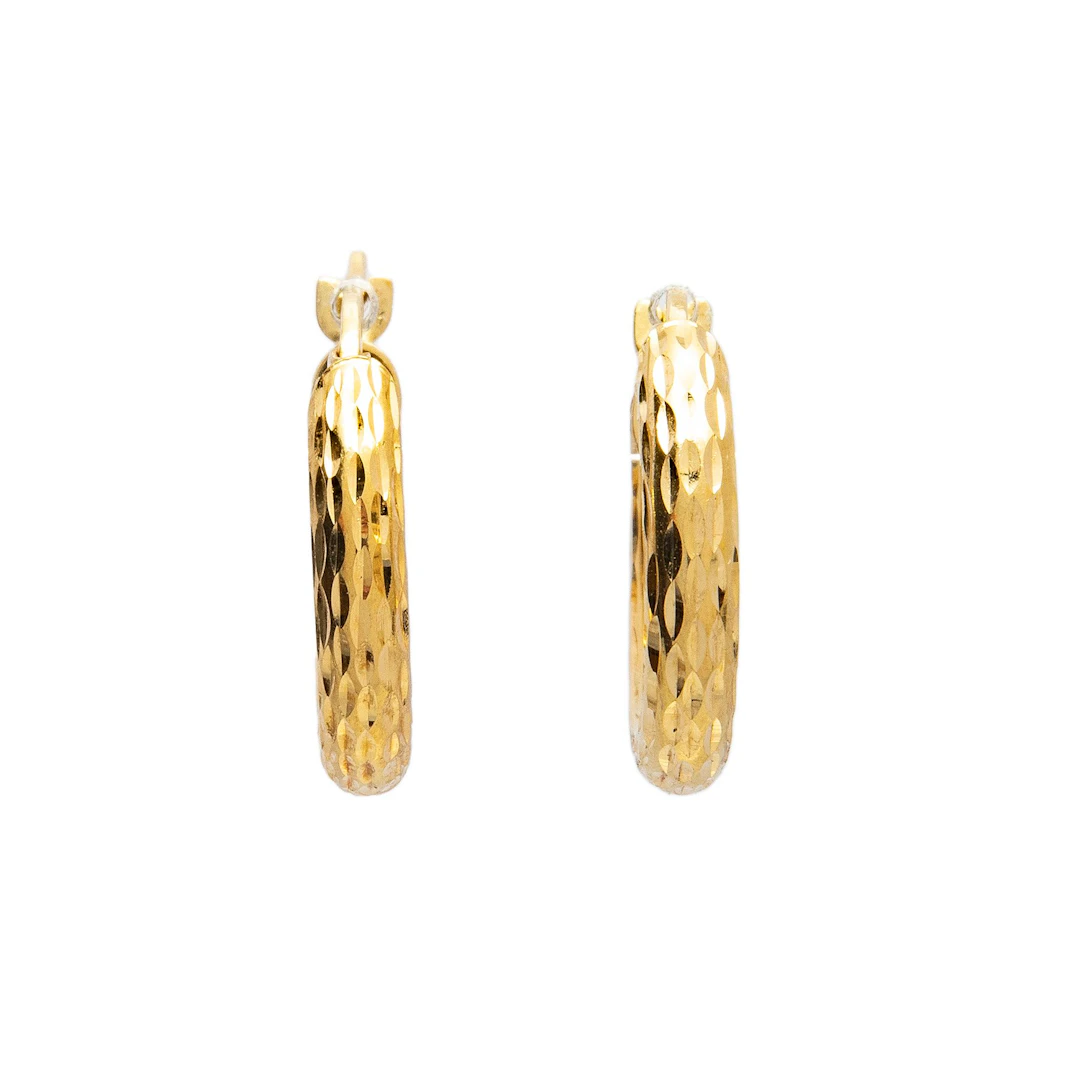 PAR DE ARRACADAS EN ORO AMARILLO DE 18K