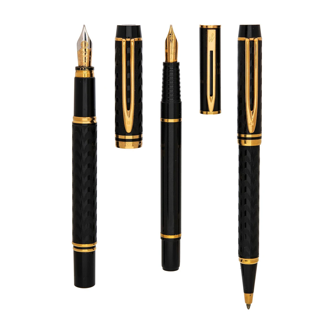 TRES ARTICULOS DE ESCRITURA WATERMAN EN ESMALTE Y METAL DORADO