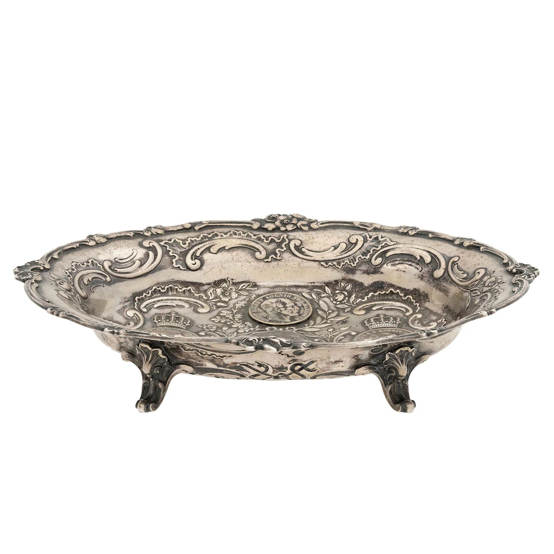 CENTRO. ALEMANIA, CA. 1900. Plata REICH, Ley 0.800, marcada H. BÜCKMANN;