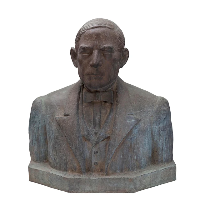BUSTO DE BENITO JUÁREZ. MÉXICO, CA. 1900. Bronce. Con la leyenda: