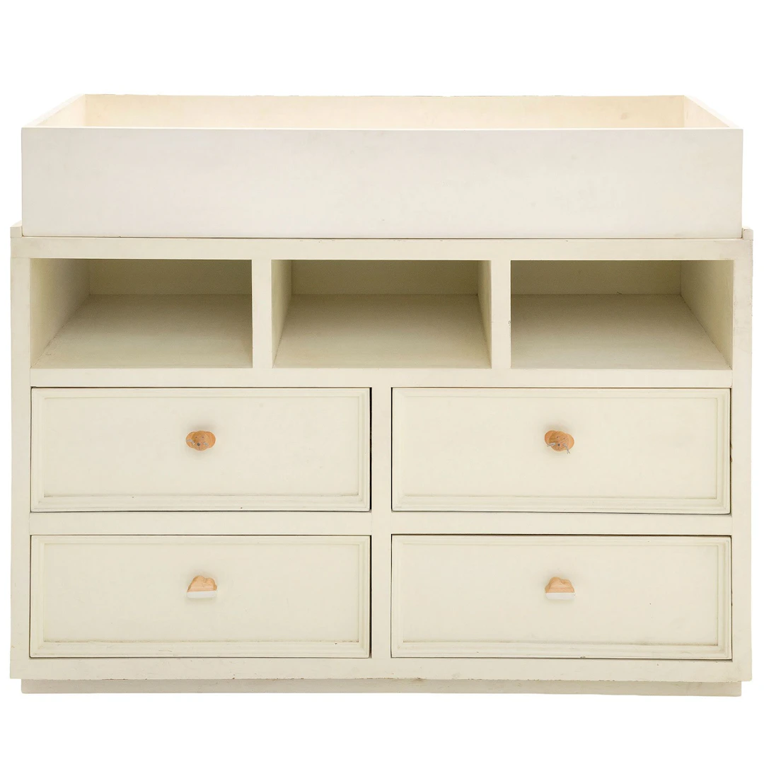 CAMBIADOR, SXX. En madera pintada. Cubierta rectangular deslizable