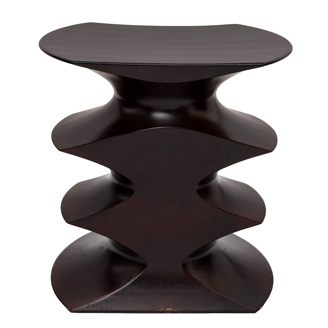 JACQUES HERZOG Y PIERRE DE MEURON, MESA AUXILIAR "HOCKER". Fabricado