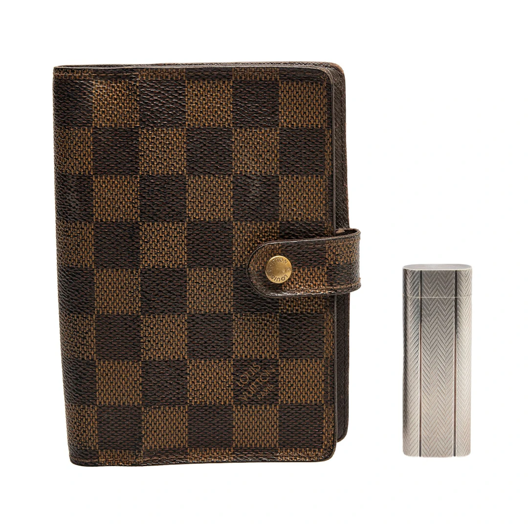 DOS ARTICULOS PERSONALES DE LAS MARCAS CARTIER Y LOUIS VUITTON