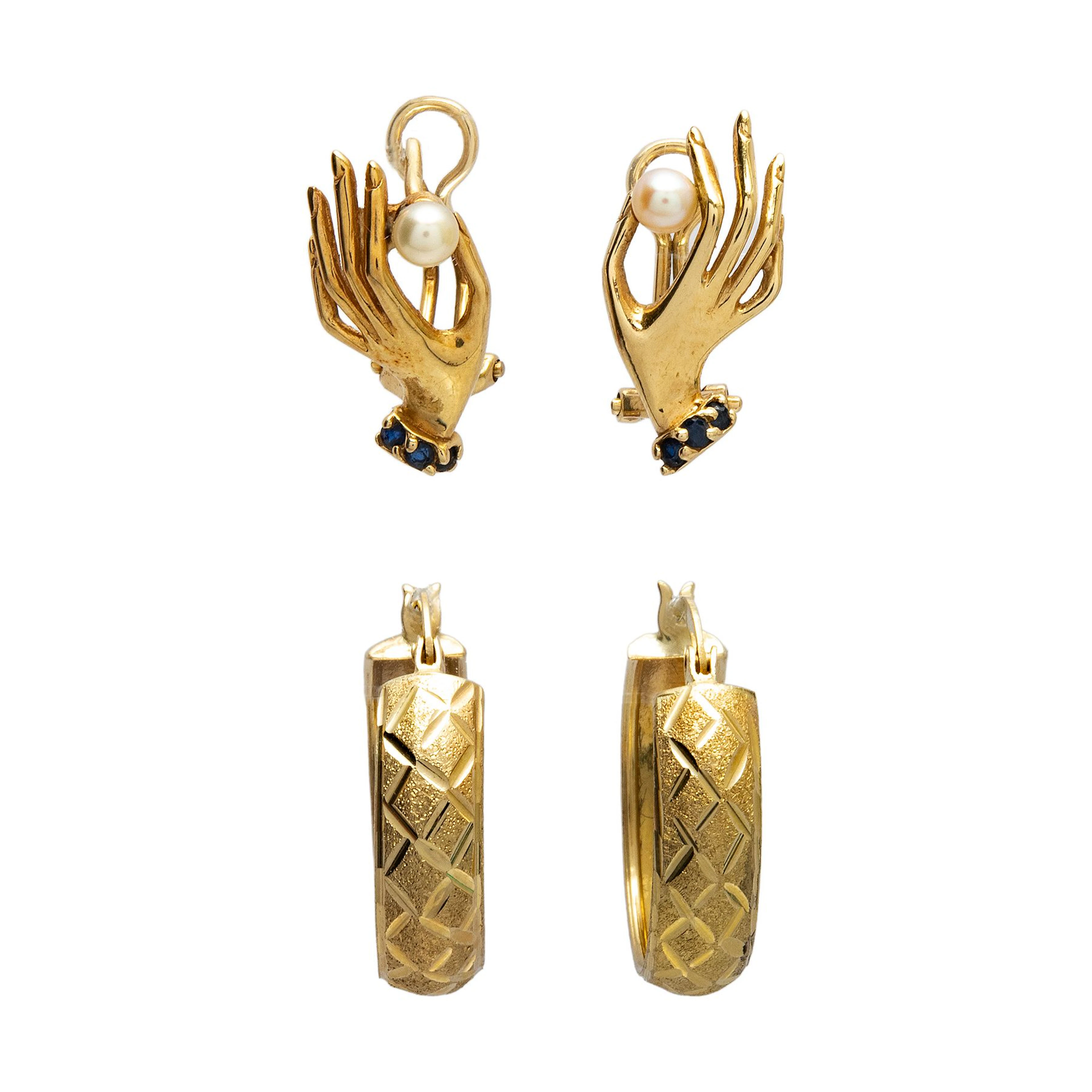 DOS PARES DE ARETES CON SIMULANTES EN AMARILLO DE 14K