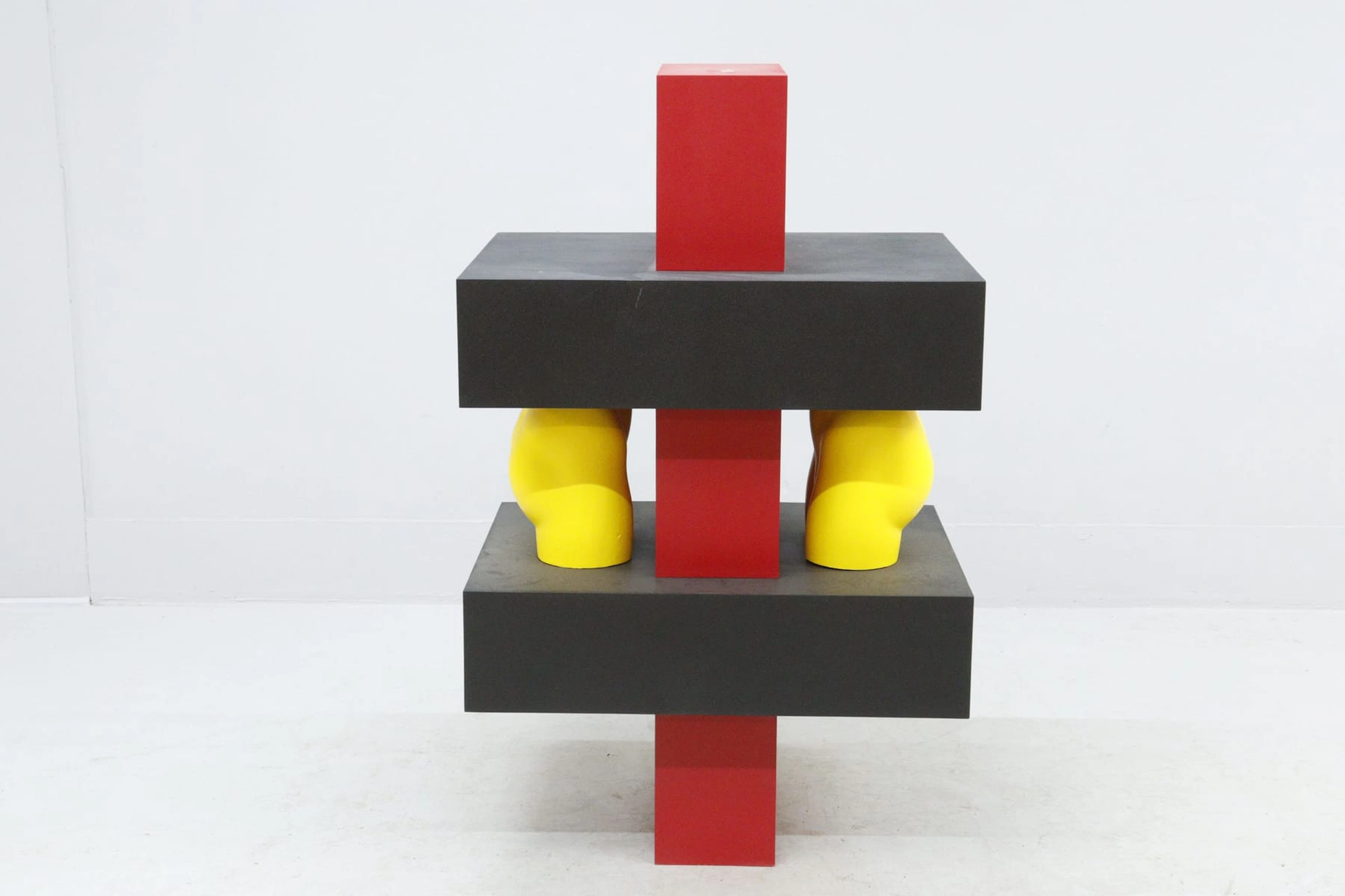 Christer Boberg, stor skulptur, trä och frigolit, signerad, 2 torsos
