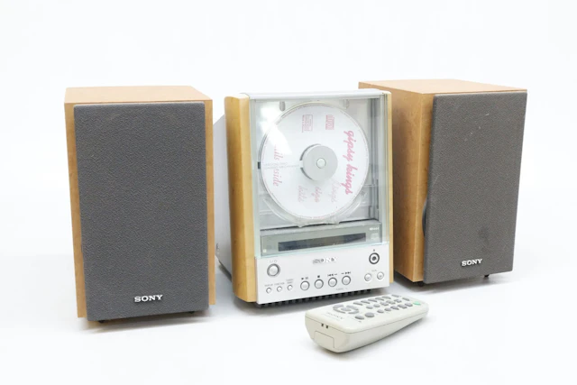 Stereo, Sony, med fjärrkontroll