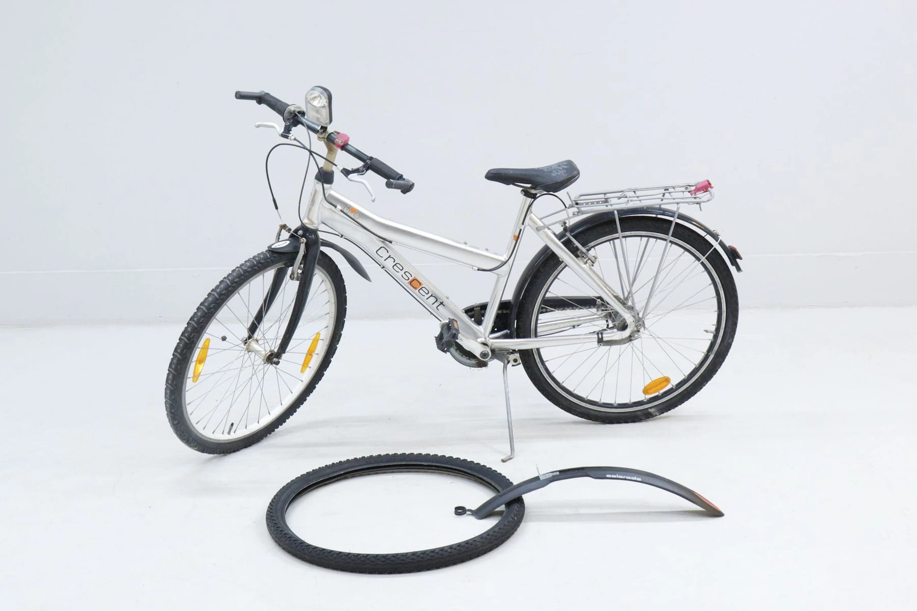 Cykel, Crescent, 7 växlar, med extra däck och skydd, fotbroms, 26"