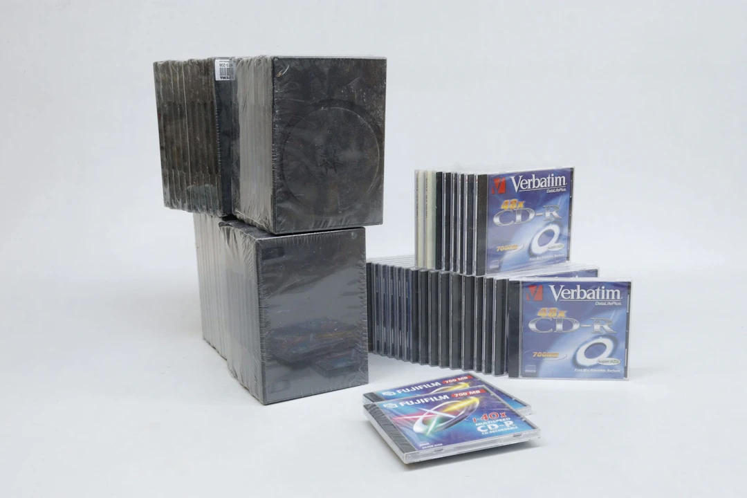 CD-fodral, 40st, samt CD-R-skivor, 28st
